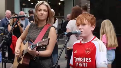 VIDEO: Krása, dvanáctiletý kluk. V dnešní šílené době balzám.