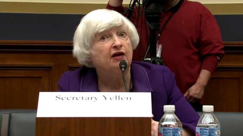 Protimluv americké soudružky Jelenové (Yellenové) jak ze Stalinova žurnálu. Další Biden?