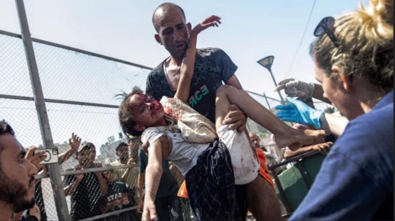 Při izraelském útoku na Khan Younis zahynulo nejméně 81 lidí