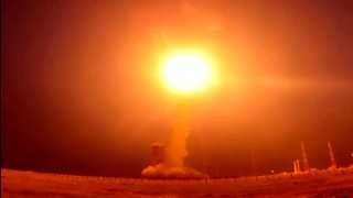 Putina výhrůžky z USA a Evropy přestaly "bavit" a dává razantní odpověď: Orešniky na Kubu a do Venezuely?