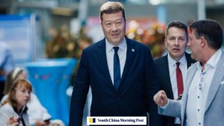 Děkujeme předsedovi poslaneck&eacute; sněmovny Tomio Okamurovi za skvělou reprezentaci na&scaron;&iacute; země: konečně!