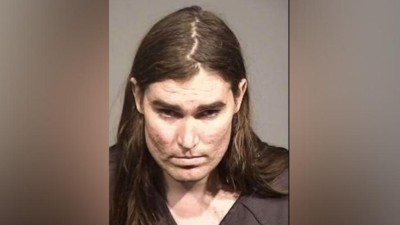 Podezřelý z kultu Trans &#039;Zizian&#039;: devětadvacetiletá &quot;dívka&quot; se údajně v úterý v soudní síni chovala vulgárně a obvinila úřady, že se ji pokusily zrušit.