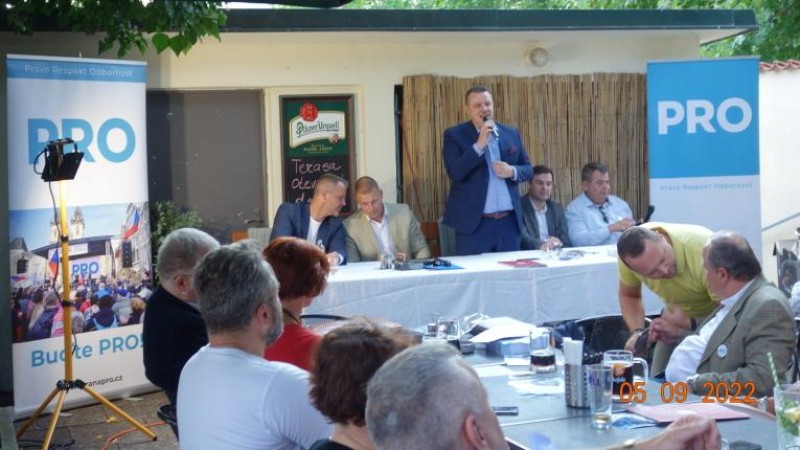 Strana PRO šlape na plyn: pokud padne vláda, pražské vedení už připravuje strategii