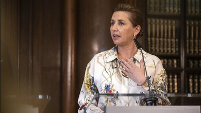 Napadení dánské premiérky: opět jen pravdy půl. Proč pomatený Lipánek mektá a Fiala farizejsky pláče?