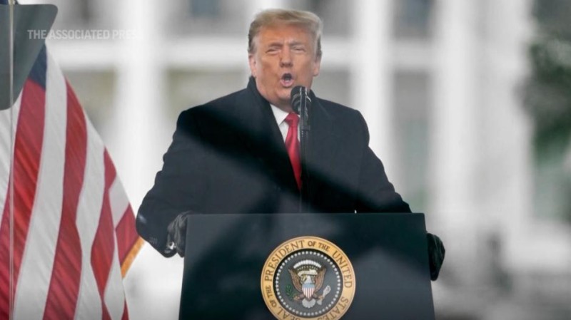 Nejvyšší soud v Michiganu zamítl podivný výrok soudce, a ponechal Trumpa v primárních volbách v roce 2024