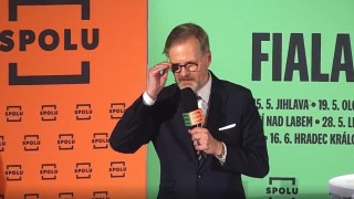 Volební hymna ODS a je to bomba: Petr Fiala se představuje z mnoha úhlů