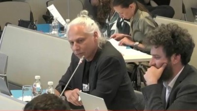 Dal&scaron;&iacute; člen Pir&aacute;tsk&eacute; strany odch&aacute;z&iacute;