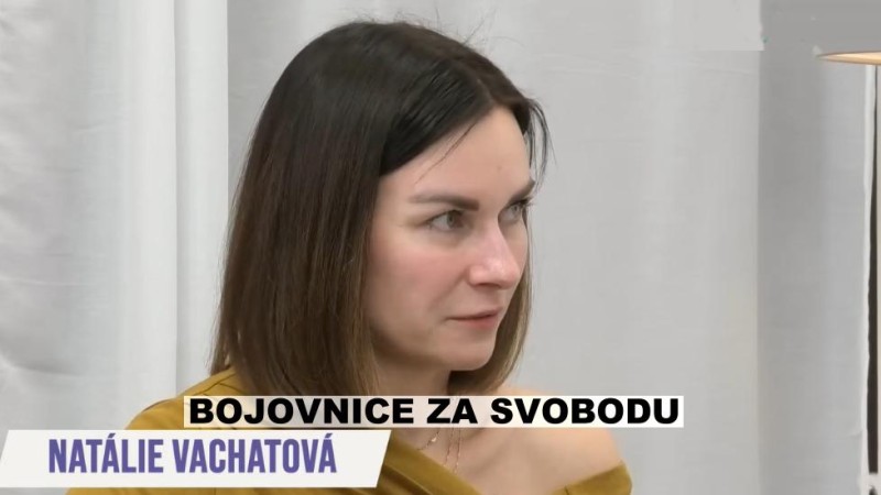 Nen&iacute; lynč Nat&aacute;lky Vachatov&eacute; jen zoufal&aacute; z&aacute;stěrka, že sponzorem politick&yacute;ch neziskovek je hlavně Rusko a Ukrajina?