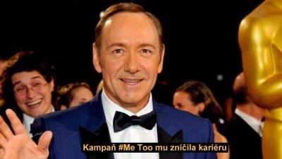 VIDEO: Kevin Spacey: co děl&aacute; justice, když masov&aacute; hysterie ovl&aacute;dne dav? (Je Česk&aacute; republika v politick&yacute;ch kauz&aacute;ch jin&aacute;?)