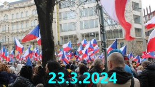 VIDEO: Záznam ze shromáždění, které dalo výpověď vládě Petra Fialy a žádá, aby opustilo prostory Strakovy akademie.