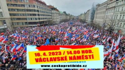 Jindřich Rajchl: vyvěste české vlajky