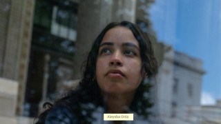 Americký zázrak: 19 letá Aleysha Ortiz na vysoké škole neumí číst a psát, tak žaluje USA