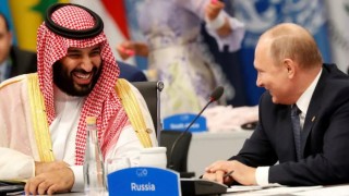 Jde už Zelenskyj a jeho válka na Ukrajině proti zájmům USA? Bohatí se bouří: přichází o peníze a Zelenskyj se jim posmívá!