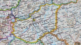 Ve střední Evropě jsou se svou vládou nejspokojenější Maďaři