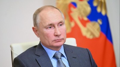 Ofici&aacute;ln&iacute; průzkum uk&aacute;zal, jak Rusov&eacute; hodnot&iacute; pr&aacute;ci Putina: a co tvrd&iacute; probruselsk&aacute; &scaron;p&iacute;na v ČR?
