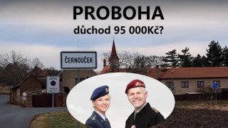 Politručka a bývalý agent Pávek z Černoučka: důchodci, polibte si...